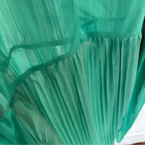 NWT H&M Sheer Pleated Sleeveless High-Low Dress Green Size 6 NWT - Picture 4 of 5